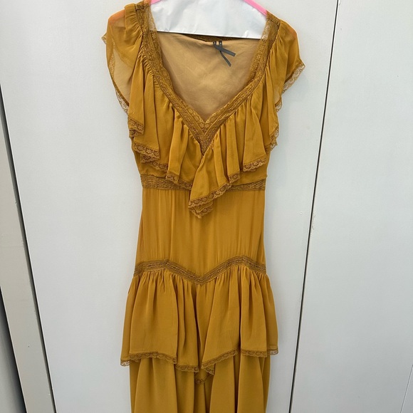 Anthropologie Short-sleeve V-neck Ruffle Midi Dress - Picture 5 of 9